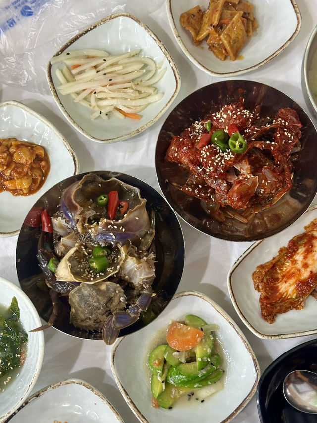 여수의 명물 돌게장을 맛보실 수 있는 🦀 봉산동 게장맛집투어❣️