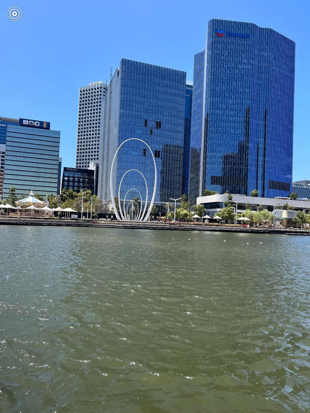 Blends of Nature, Art & Modern Architecture of Elizabeth Quay