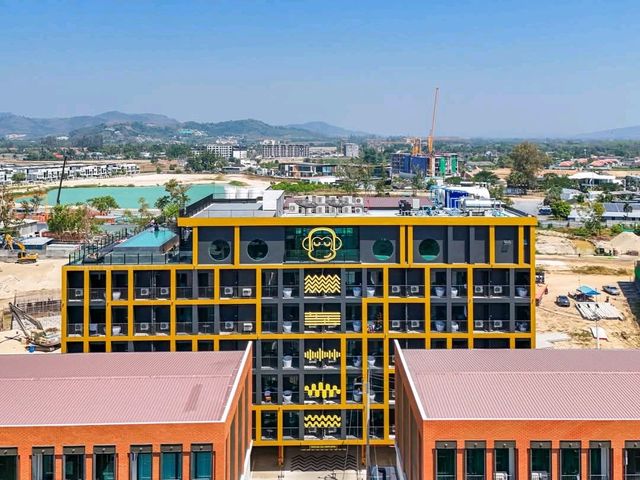 ที่พัก Blu Monkey เปิดใหม่ ใกล้หาดบางเทา ภูเก็ต