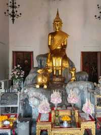 🌟 Wat Pho, Bangkok – Home of the Giant Reclining Buddha! 🇹🇭✨