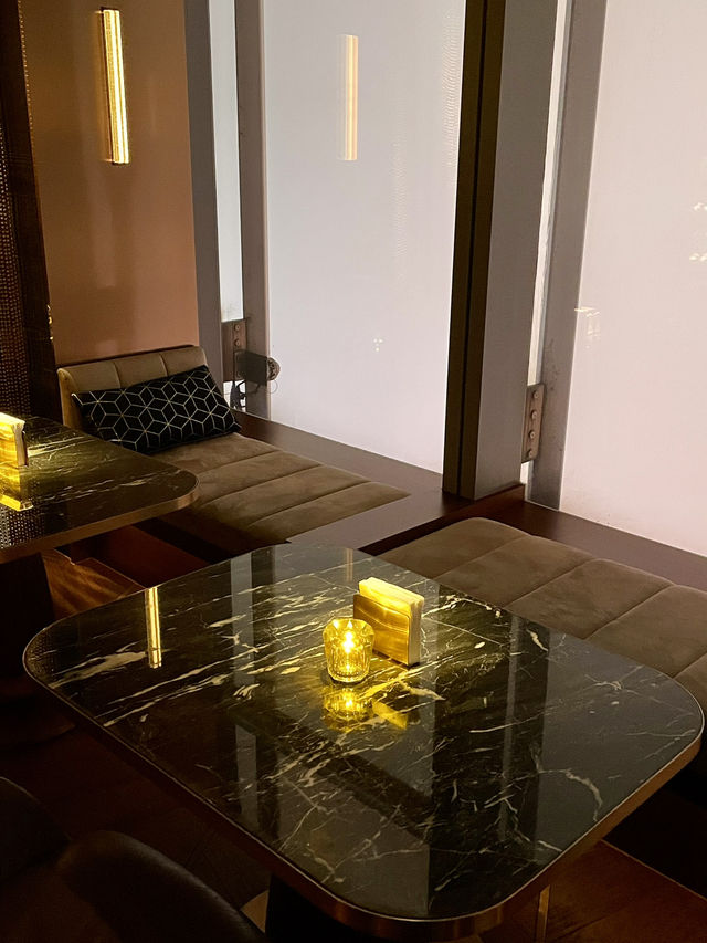 📍 FLAIR, The Ritz-Carlton Shanghai 📍 FLAIR, The Ritz-Carlton Shanghai