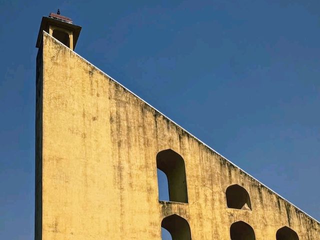 齋浦爾 Jaipur 景點推薦---琥珀堡、水之宮殿、風之宮殿、城市宮殿、天文台