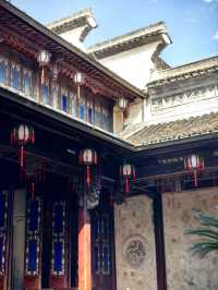 Hu Xueyan's Former Residence– A Merchant Prince's Lavish Legacy