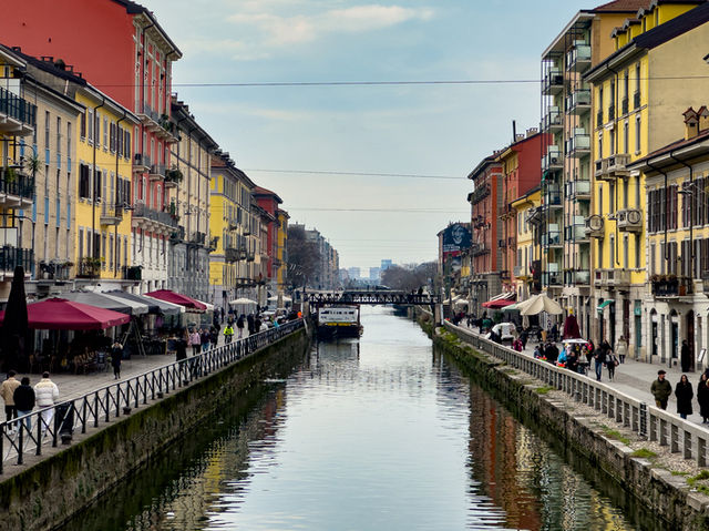 【運河沿いの街歩きが楽しい】ナビリオ・グランデ運河（Naviglio Grande）🚤☕