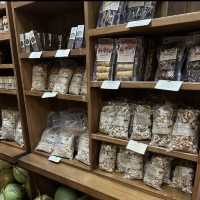 Tukies Coconut Shop