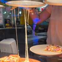 นารายณ์พิซเซอเรีย X ข้าน้อยขอชาบู 🍕🫕