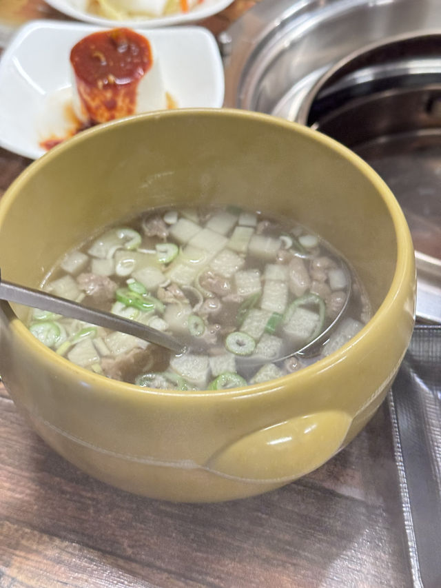 광주 운암동 소고기집 – 참숯 위에 올라간 1등급 한우의 풍미
