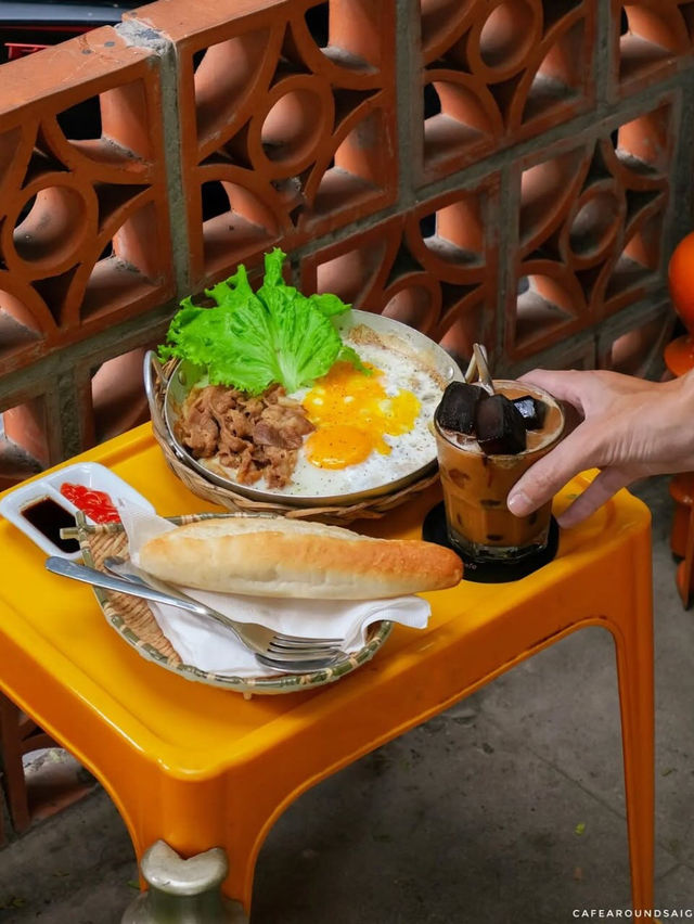 Sài Gòn Đậm Đắng