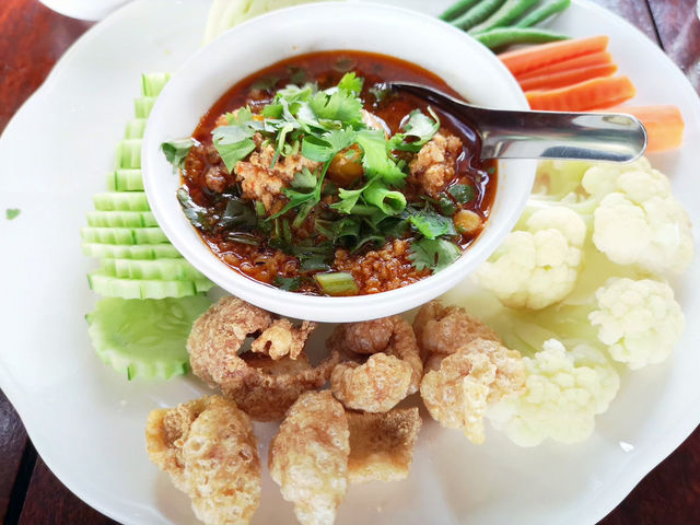 ร้านอาหารอร่อยก่อนถึงดอยหลวงเชียงดาว