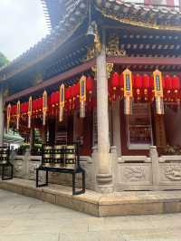 One-Day Temple Tour in Guangzhou