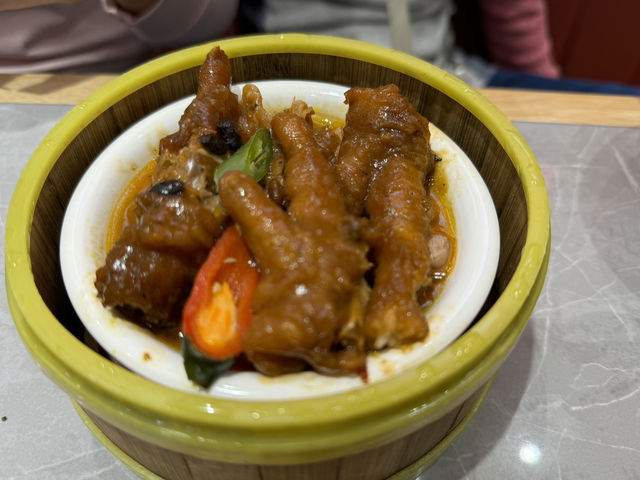 Yinji Rice Noodle Rolls: A Timeless Taste of Authentic Guangzhou Breakfast Culture