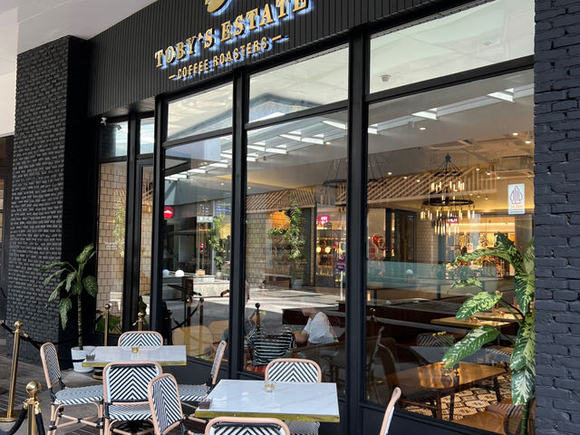 Toby's Estate Grand Batam: Where Great Coffee Meets Chic Comfort