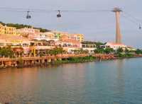 พานั่ง Cable car ไป Hon tham ณ หน้าฝน