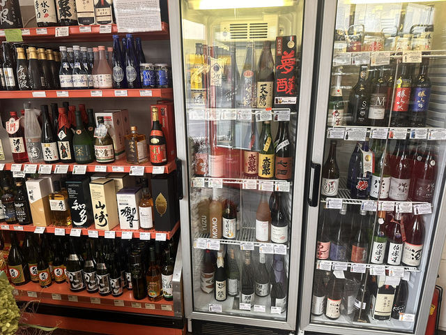 【Nippon-Ya 日本屋｜ウィーンで出会える“日本”】 旅の途中でほっとひと息。ウィーンの“日本”がここにあります🍙