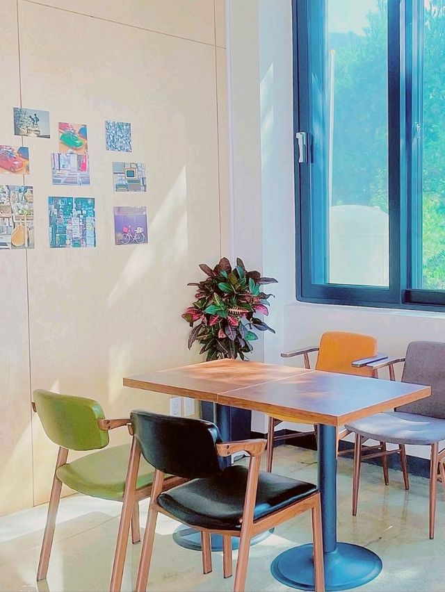 Cafe Dundu