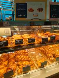 A Sweet Break at Paris Baguette