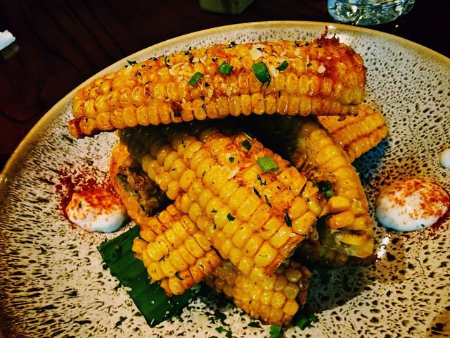 Kohli’s Culinary Playground: One8 Commune Hits a Six in Hyderabad
