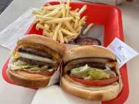 【In-N-Out Burger｜カリフォルニア発！シンプル＆絶品な大人気バーガー】