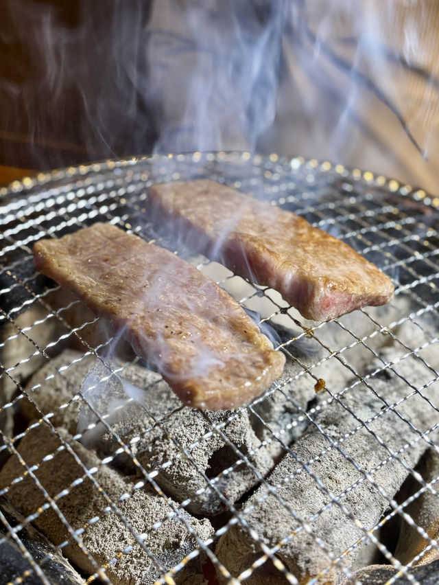 【大阪・難波】厳選黒毛和牛の極上焼肉「炭火焼肉チョイス」