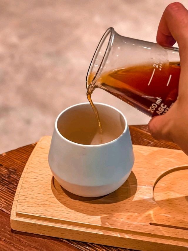 Convert Coffee Tokyo