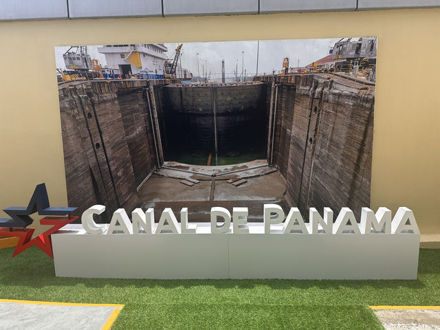 【ミラフローレスビジターセンター｜Panama Canal – Miraflores Locks】