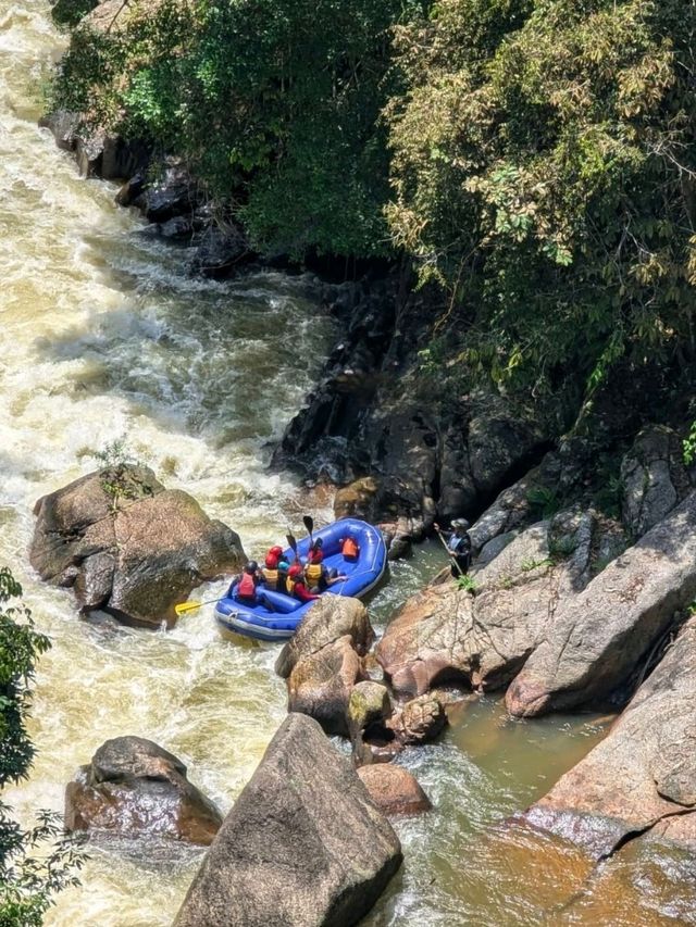 Thrill on the River: White Water Rafting at Kuala Kubu Bharu