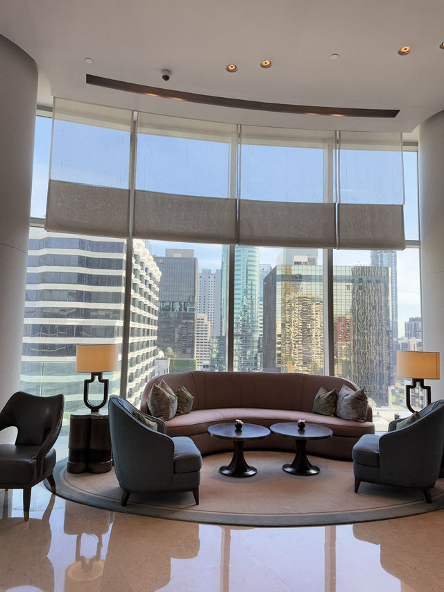 Waldorf Astoria Bangkok โรงแรมในกรุงเทพ