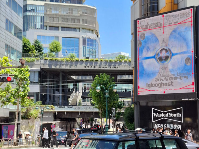 Shibuya in Summer: A Lively Vibe! 🇯🇵☀️