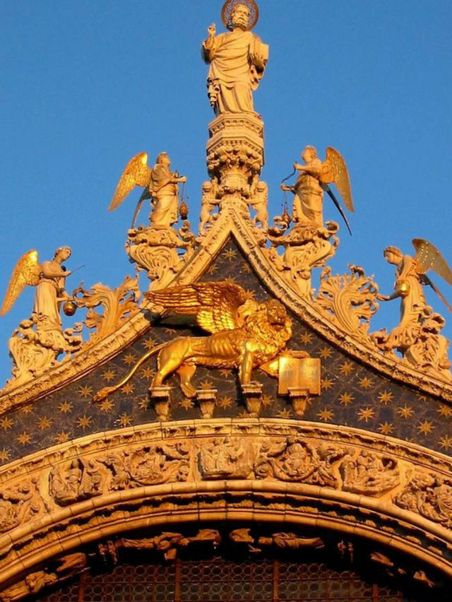 👑王の夢が詰まった宮殿！ヴェルサイユで豪華絢爛な時間を