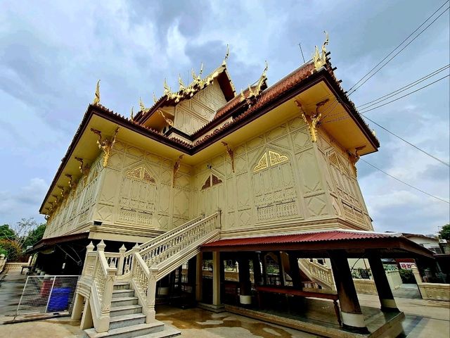 วัดราชาธิวาส วัดที่ประทับของพระราชา✨️