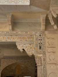 🏯 Agra Fort – The Royal Fortress of Power & Glory 