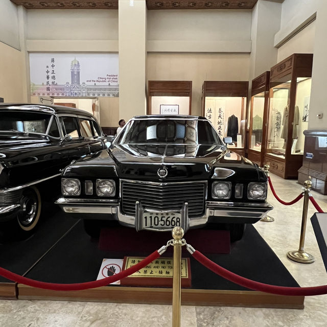 อนุสรณ์สถานเจียง ไคเชก 🏛️