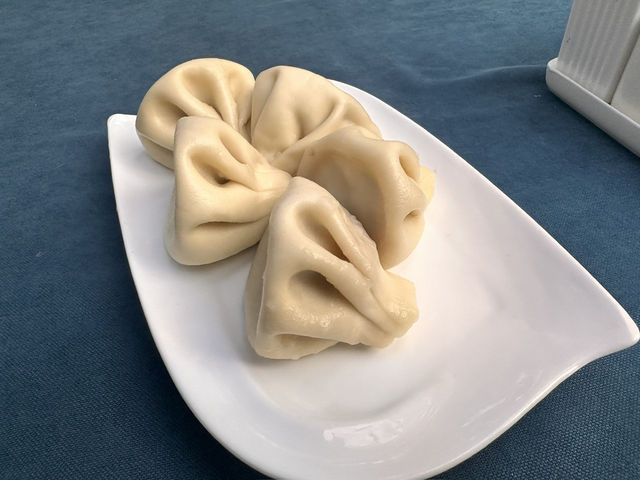 【Restaurant Traveler／レストラン・トラベラー｜シグナギ“ほっとする家庭の味がある丘の食卓”】
