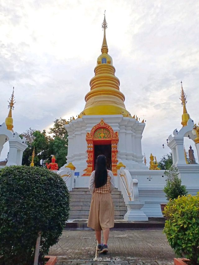แวะเติมบุญเติมใจ..กลางวัดไม้ล้านนา สวยจนอยากบอกต่อ