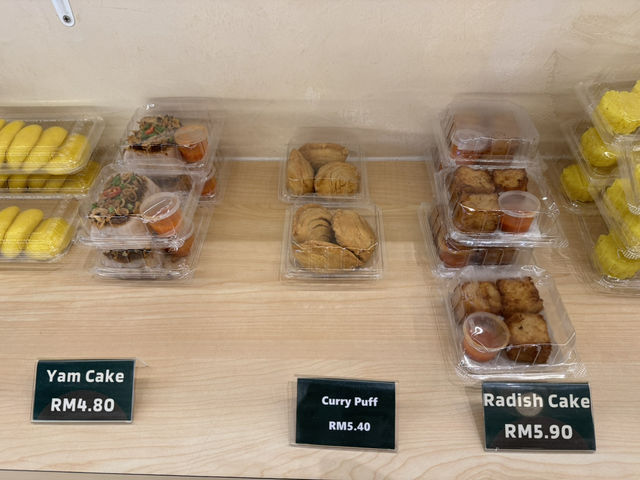 🍛 Charming Nyonya Breakfast at Li Er Cafe 莉儿 – A True Local Gem