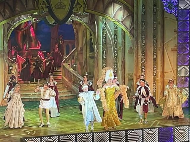 amazing experience, This is the musical and the actors are perfect, their voices are so powerful