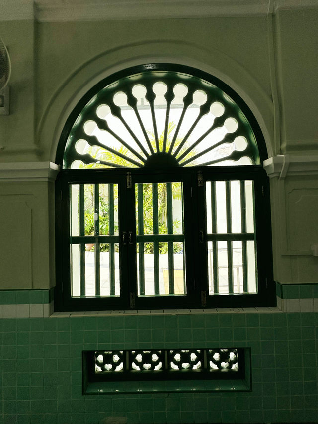 Timeless Tranquility at Masjid Jamae (Chulia) ⛩️🕌