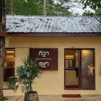ทิวา & รษา Thai Kitchen and Café