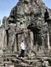 🛕 Bayon Temple — The Stone Faces of an Empire