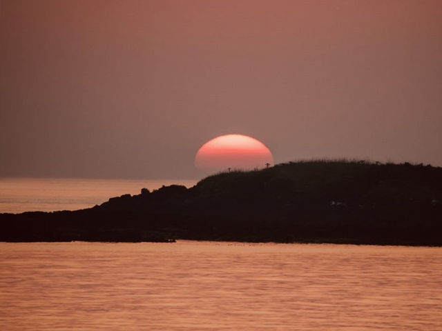 Enhancing the Experience of Nearby Coastal Attractions