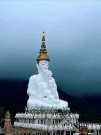 มาเยือนวัดพระธาตุผาซ่อนแก้ว แล้วหรือยัง