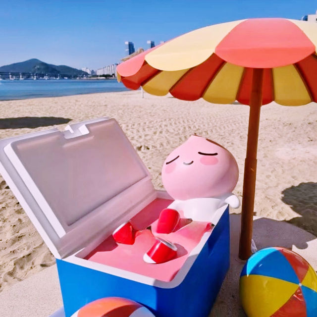 🌊📸 *Gwangalli Beach’s Kakao Friends Photo Zone: Cute Overload by the Sea!* 🌴💛