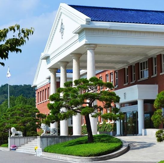 🏛️📚 *Keimyung University (계명대학교): Daegu’s Ivy-League Charm Meets Youthful Energy* 🎒🌸