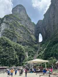 999 Steps to the Sky: Conquer Tianmen Cave