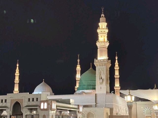 🕌 Nabawi Mosque: The Heart of Madinah 🌙