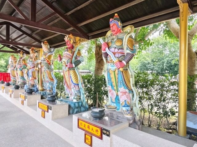 A Peaceful Escape to San Yi Fo Ding Shan Chao Sheng Temple