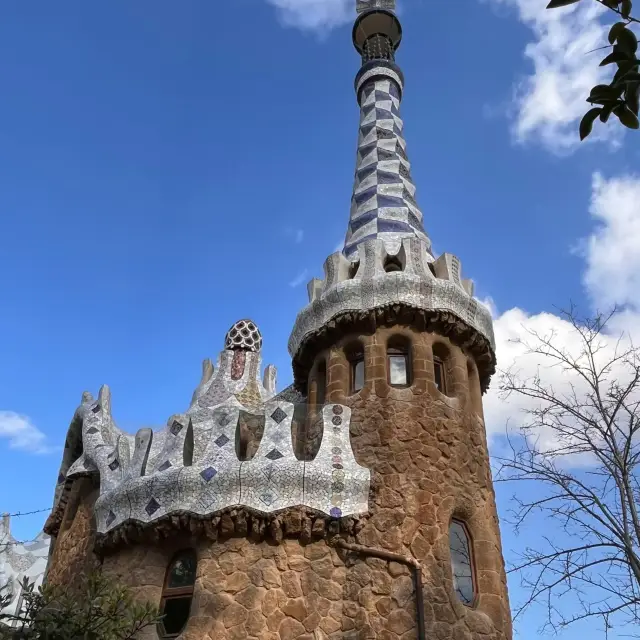 Parc Güell – Gaudí’s Whimsical Garden Wonderland in Barcelona