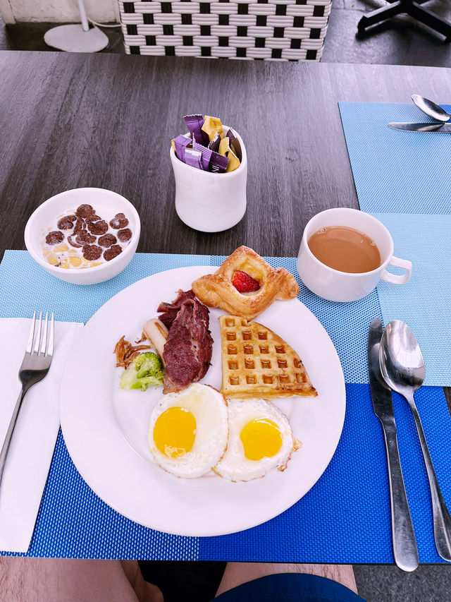 Bila Bila Restaurant – All-Day Dining in Elegant Hotel Style Bila Bila Restaurant – All-Day Dining in Elegant Hotel Style