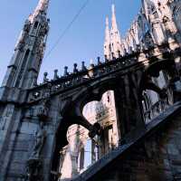 The Ultimate Milan Bucket List Stop: Duomo di Milano 🏰✨
