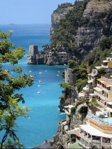 アマルフィ海岸 (Amalfi Coast, イタリア): 世界で最も美しい海岸